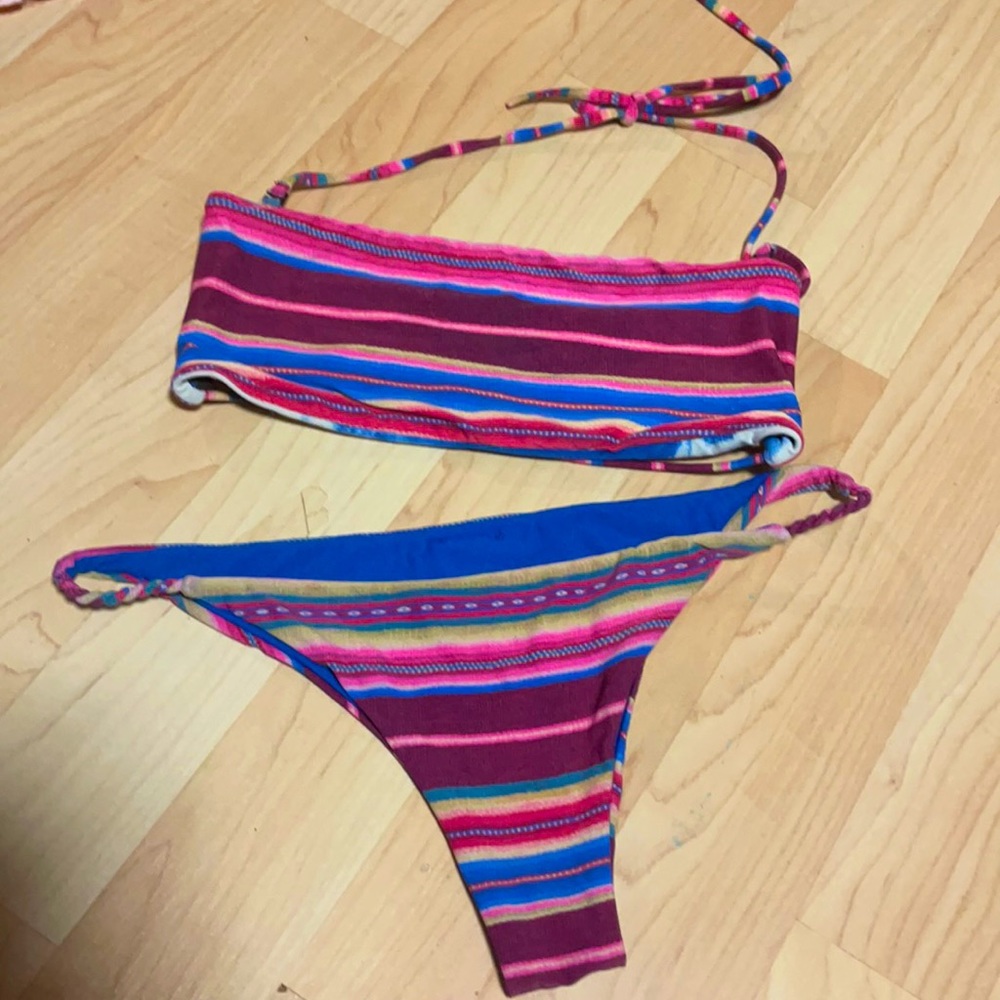 Billabong reversible bikini set